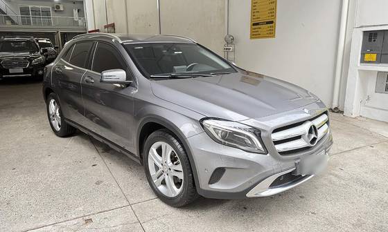 MERCEDES-BENZ GLA 200 1.6 CGI FLEX ADVANCE 7G-DCT